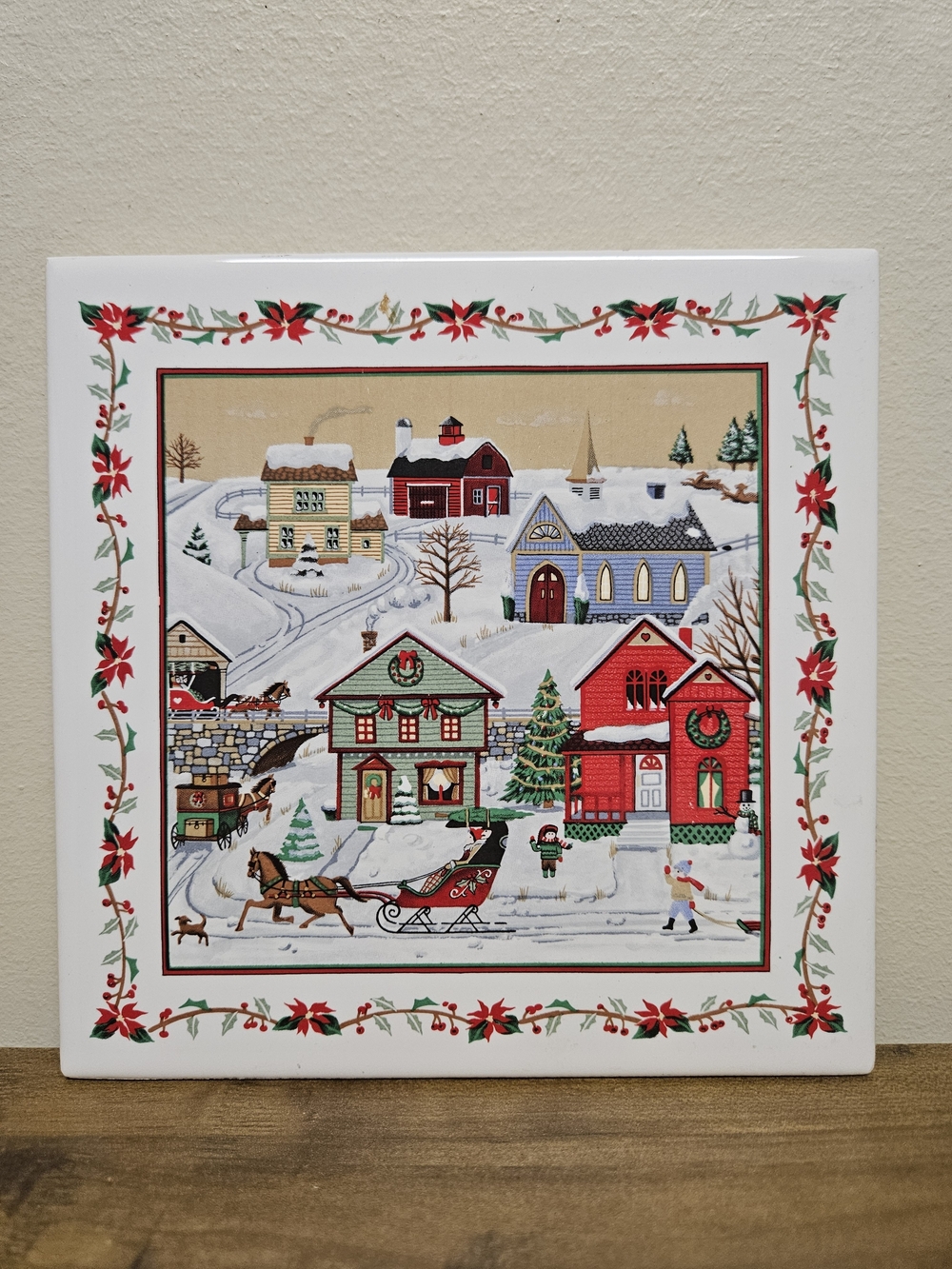 Russ Berrie "A Christmas Remembered" Red Green Holiday Village Decorative Tile